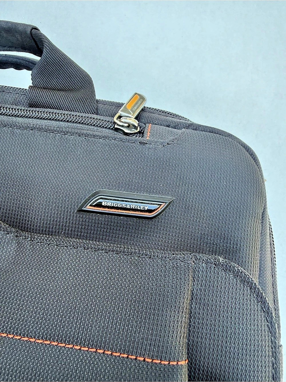 Briggs & Riley messenger laptop bag  Black & Orange VB406-4 travel brief case